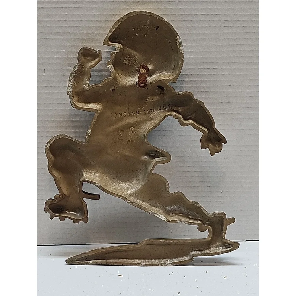 1976 Homco USA Football Players Wall Hanging Cast Iron Metal Sport Decor 3 pcs.